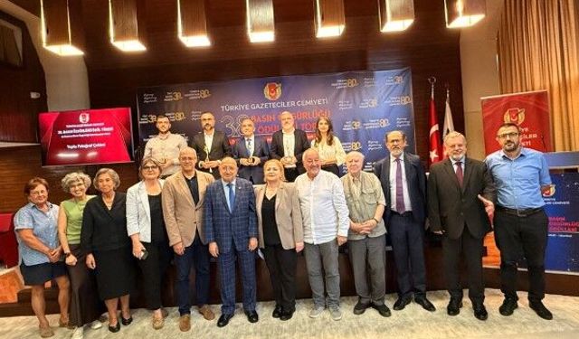 CEMİYET BAŞARIYI ÖDÜLLENDİRDİ
