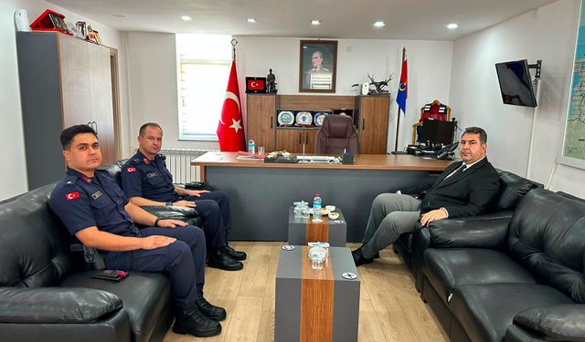 GÖREVE BAŞLAYAN KOMUTANA GİTTİ