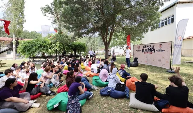 Denizli'de Gençlik Kampı dolu dolu geçti