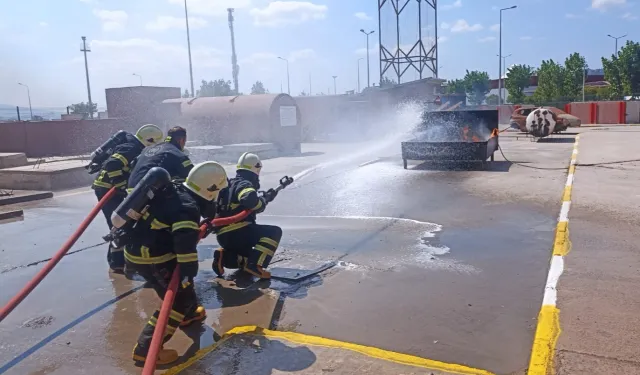 Kocaeli İtfaiyesi, sanayiyi acil durumlara hazırlıyor