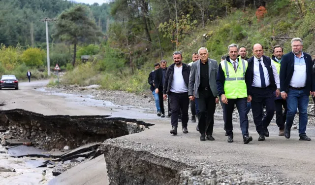 Başkan Alemdar afet mesaisi için Geyve'de... Sel tahribatının izleri siliniyor