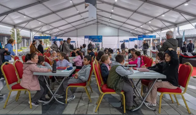 Bursa Osmangazi'de minik kitapseverler hem öğrendi hem eğlendi