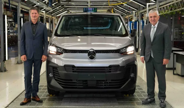 Citroën CEO'su Bursa'da... Berlingo üretimi için geri sayım