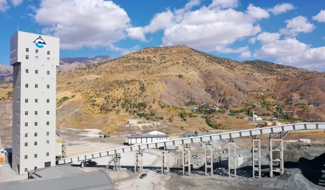 Eti Bakır Siirt'te yerin 669 metre altından 180 milyon dolarlık katkı sağlıyor