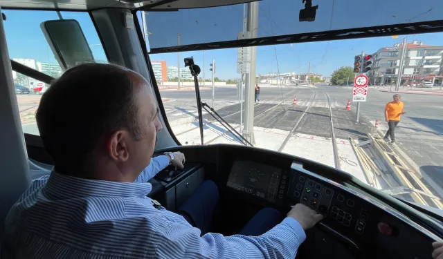 Konya'da Başkan Altay o hatta test sürüşüne çıktı