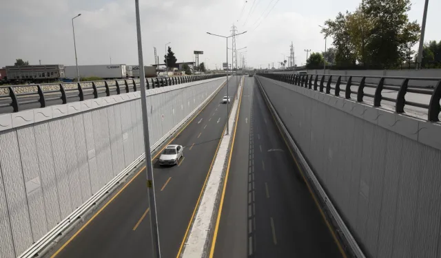 Mersin'de Hal Katlı Kavşağı esnaftan tam not aldı