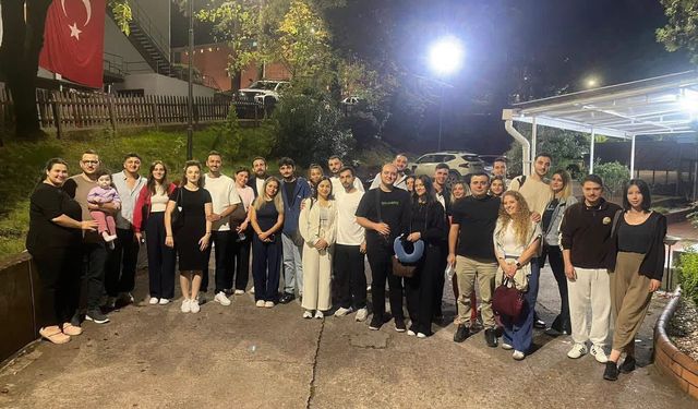 SENDİKA İŞÇİLERİ EŞLERİ İLE BİRLİKTE UĞURLADI