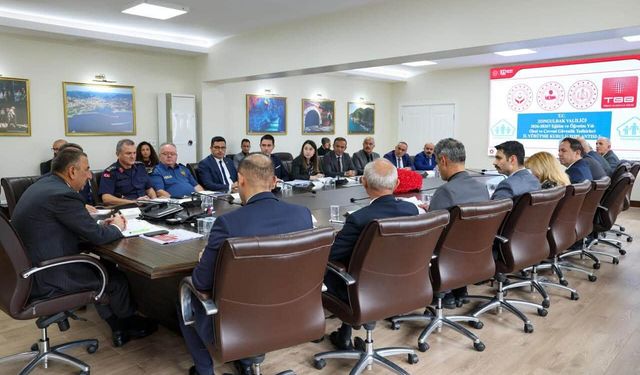 OKULLARDA GÜVENLİK TEDBİRLERİ ELE ALINDI