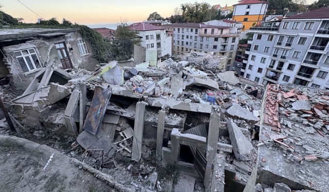 1 KİŞİ HAYATINI KAYBETMİŞTİ, 7 BİNA BOŞALTILDI!