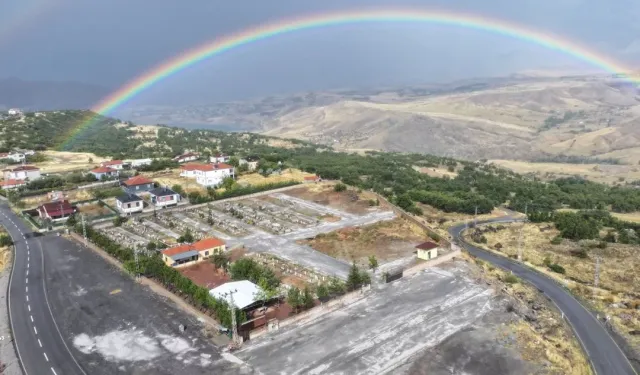 Kayseri Kocasinan'da kırsaldaki mezarlıklar baştan sona yenileniyor