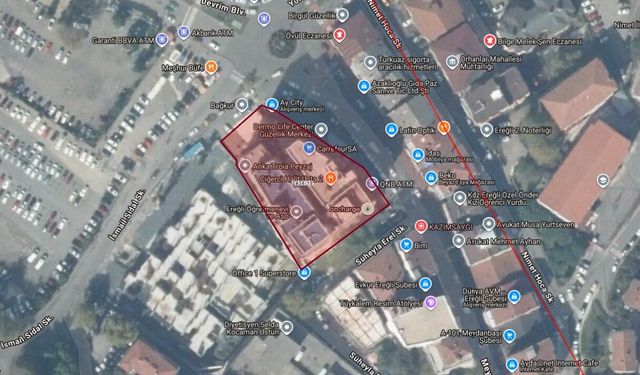 ÇARŞININ GÖBEĞİNDE 7 İŞYERİ SATIŞA ÇIKTI