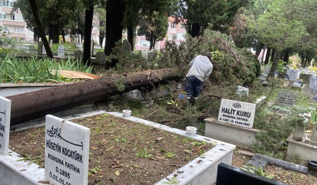 FIRTINADA ZARAR GÖREN MEZARLAR ONARILDI