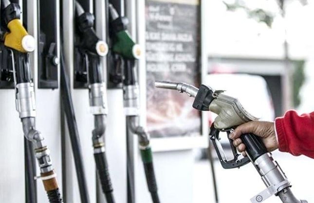 MOTORİNE ZAM BEKLENİYOR