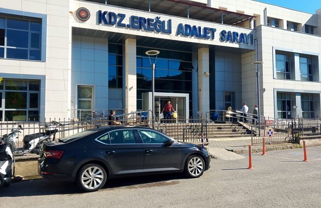 PİYASAYA SAHTE PARA SÜRDÜĞÜ İDDİASI