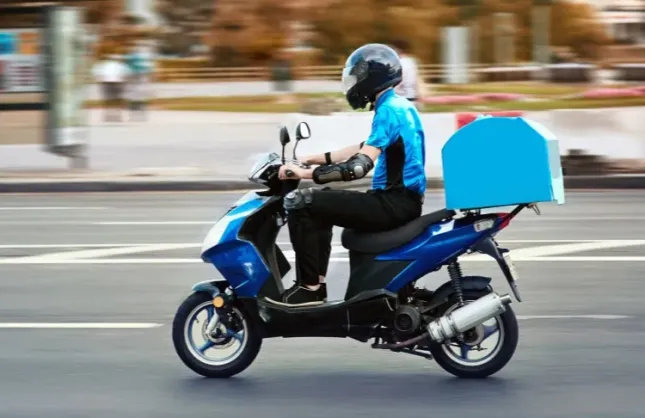 MOTOSİKLET VE MOTOKURYELERE TRAFİK YASAĞI