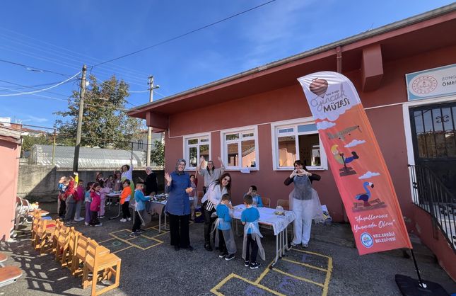 ÖMERLİ İSMAİL CANBAZ İLKOKULU’NDAKİ ÇOCUKLARLA BULUŞMA