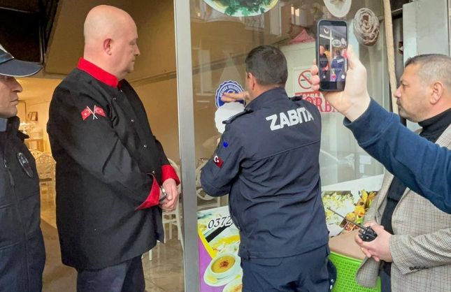 3 İŞLETMEYE "TEMİZ" AMBLEMİ VERİLDİ