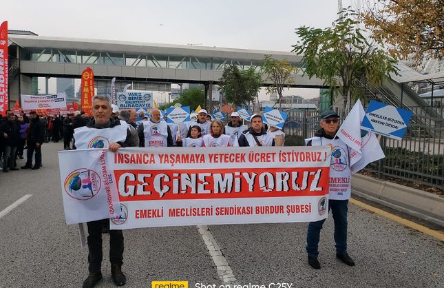 "YOKSULLUK VE SEFALETİ REDDEDİYORUZ"