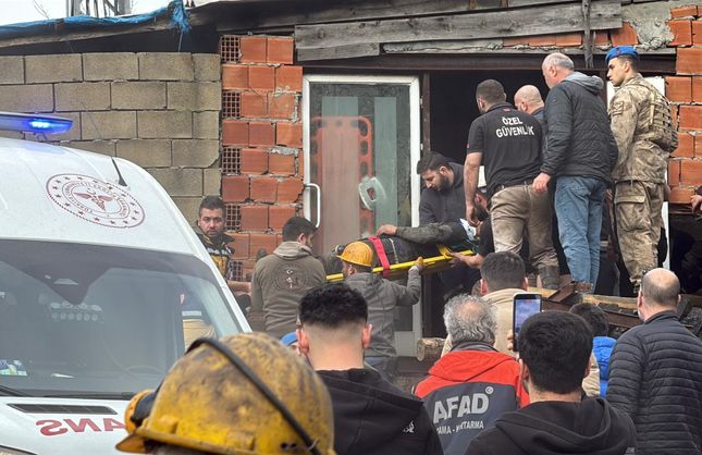 İŞÇİ ZİYA KİRET'İ ÇIKARMA ÇALIŞMALARI SÜRÜYOR