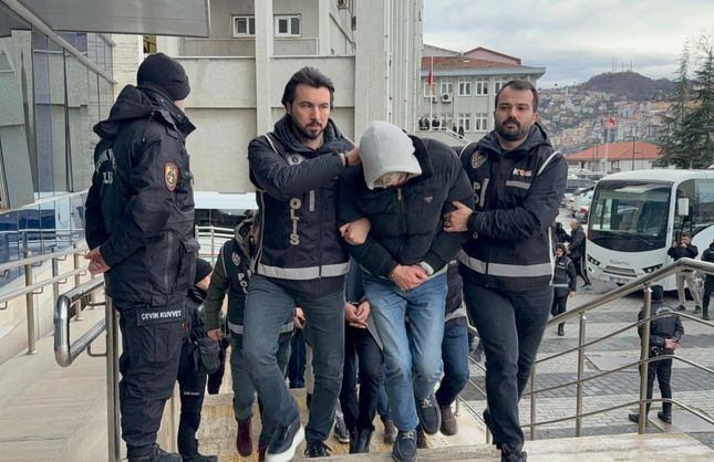 ZONGULDAK'TAKİ OPERASYONUN GÖRÜNTÜLERİ