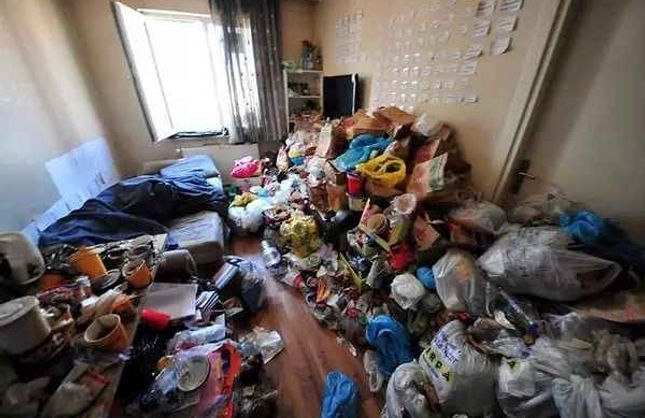 'YAŞAM ALANLARI İŞGAL OLUYOR, EVLER ÇÖPE DÖNÜYOR'