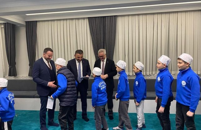 MÜSİAD, PROTOKOL, ÖĞRENCİLER İFTARDA BULUŞTU