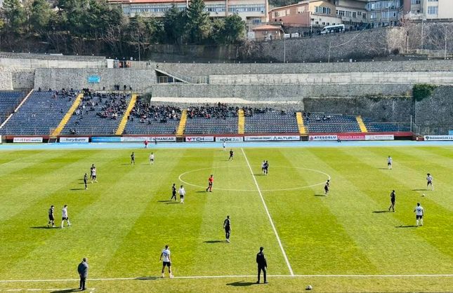 EREĞLİ, ZONGULDAK'TA 3 PUANI ALDI