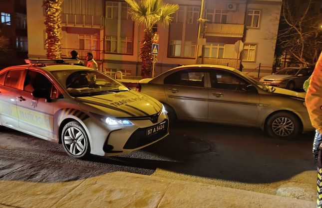 TRAFİKTE ÖNÜNÜ KESEN ALKOLLÜ SÜRÜCÜYE AĞIR CEZA