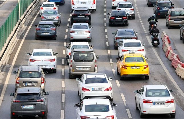 APP PLAKADA 1 NİSAN'A KADAR CEZA YOK