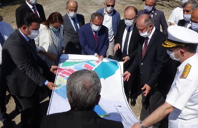 ESKİ İLÇE BAŞKANINDAN KAMPÜS AÇIKLAMASI