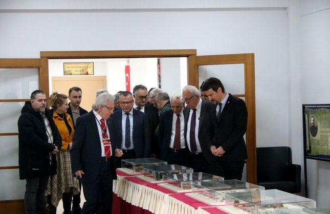 GEZİCİ SAVAŞ MALZEMELERİ MÜZESİ AÇILDI