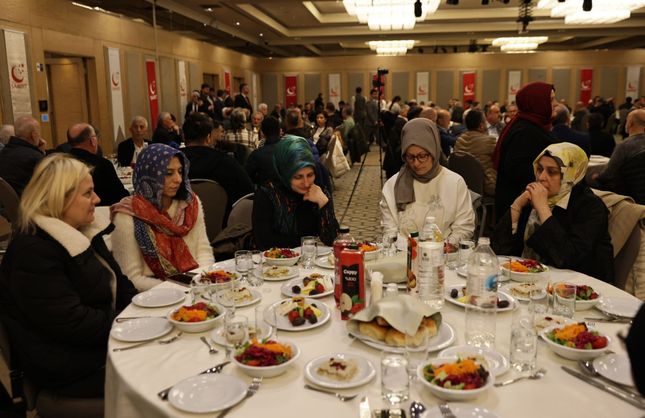 ADALET SOFRASI'NDA BULUŞTULAR...