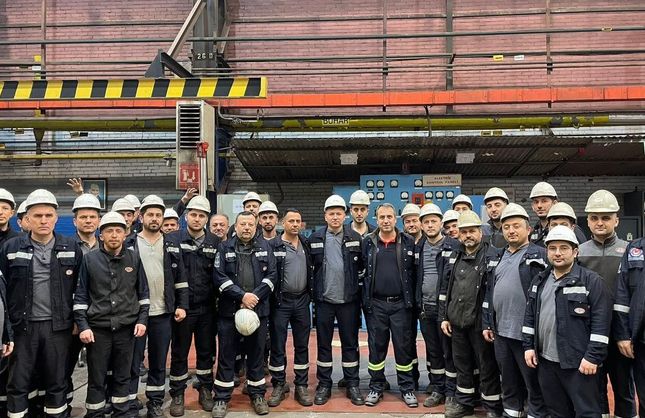 ÜRETİME KATKI SAĞLAYAN İŞÇİLERE TEŞEKKÜR