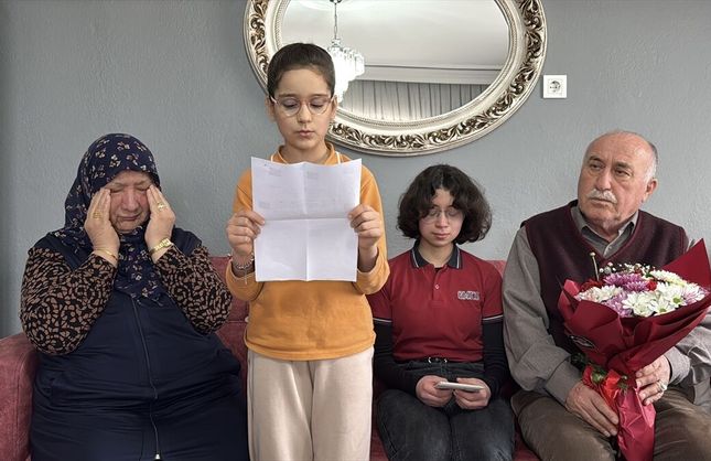 GÖZYAŞLARINA HAKİM OLAMADI!