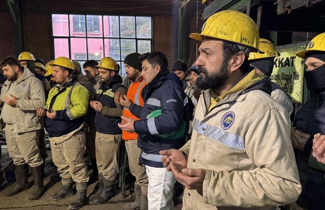 263 MADENCİ DUALARLA ANILDI