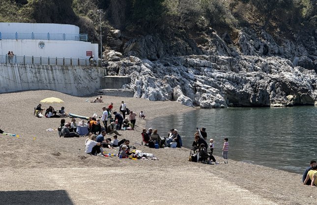 SICAK HAVAYI FIRSAT BİLENLER...