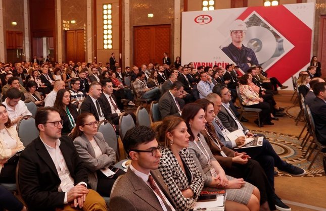 ERDEMİR, BURSA'DA...