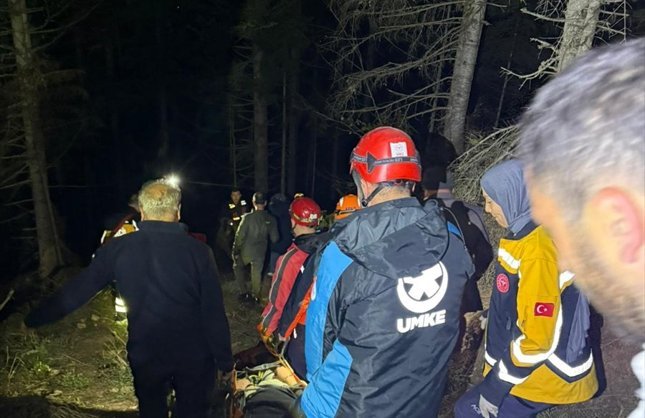 UÇURUMDAN DÜŞTÜ, SON ANDA KURTARILDI