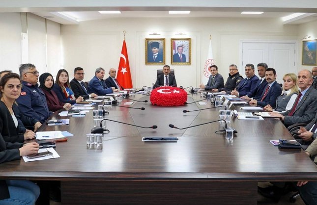 OKUL ÇEVRESİNDEKİ ÖNLEMLER MASAYA YATIRILDI