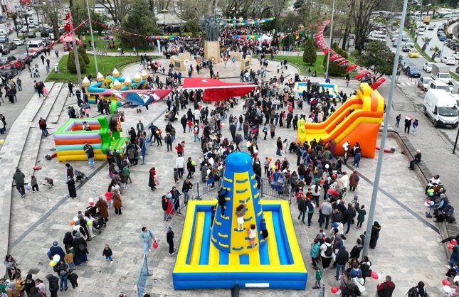 EREĞLİ’DE 23 NİSAN COŞKUSU