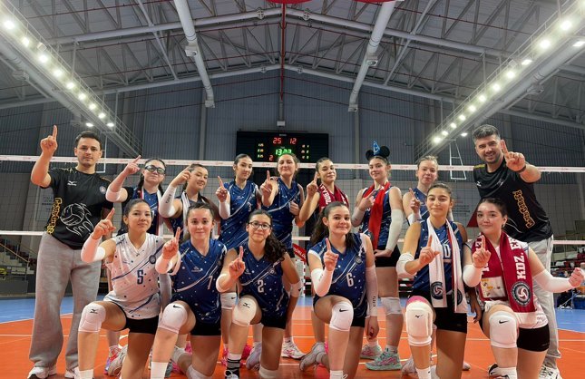 EREĞLİNİN KIZLARI TÜRKİYE ŞAMPİYONASINA KATILACAK