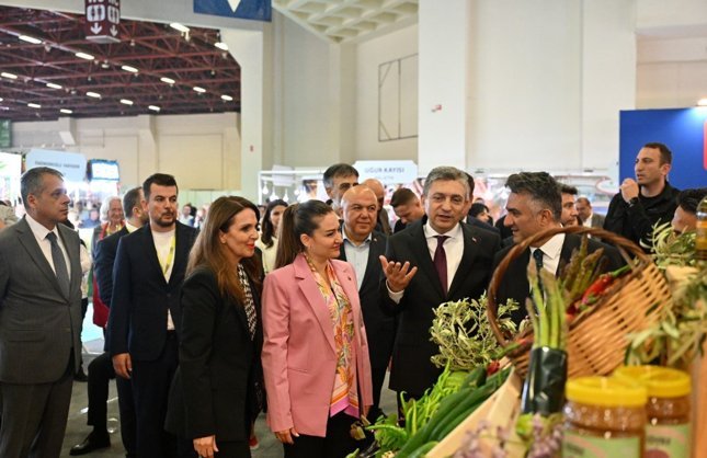 EREĞLİ ÜRÜNLERİ ANTALYA'DA SERGİLENDİ