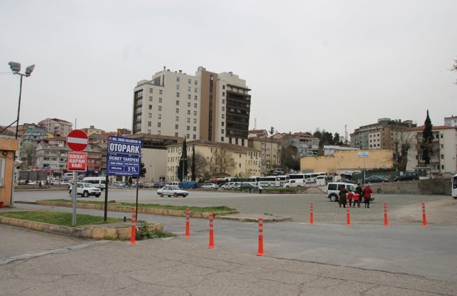 ENGELLİ VATANDAŞTAN OTOPARK TEPKİSİ