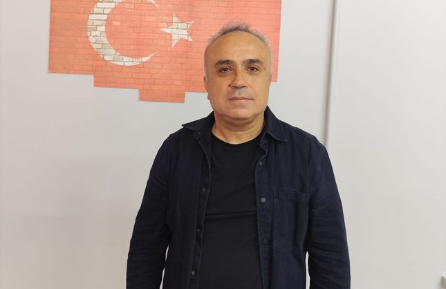 ÖĞRETMEN HEİMLİCH MANEVRASIYLA KURTARDI
