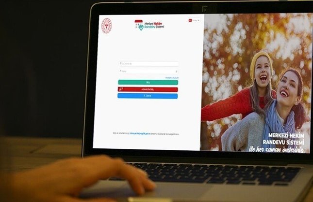 MHRS'DE BEKLEYEN HASTA SAYISI AZALIYOR