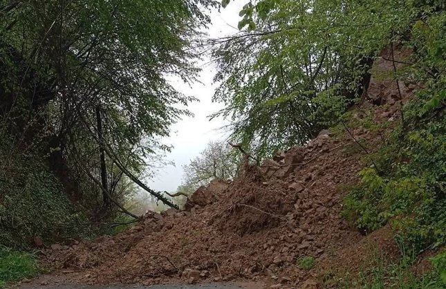 HEYELAN YOLU KAPATTI! MUHTARDAN UYARI GELDİ