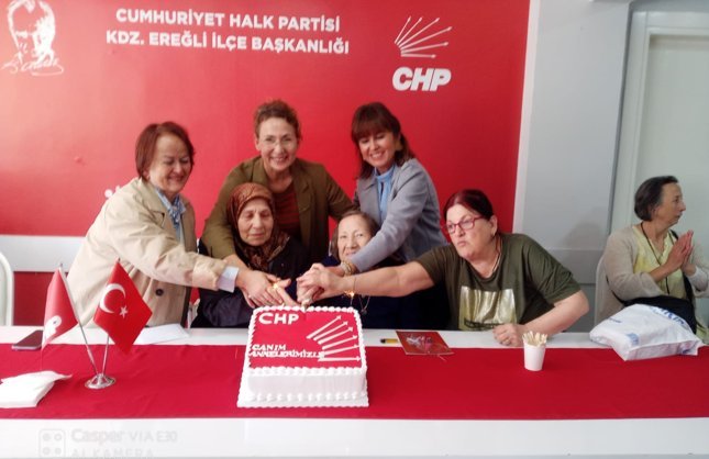 CHP'DE RENKLİ GÖRÜNTÜLER