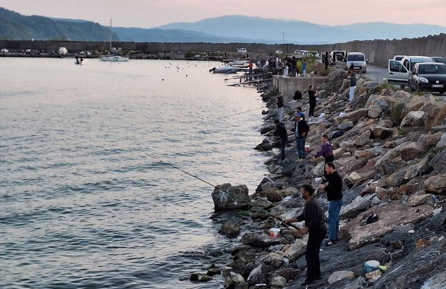 OLTA BALIKÇILARININ İSTAVRİT SEVİNCİ