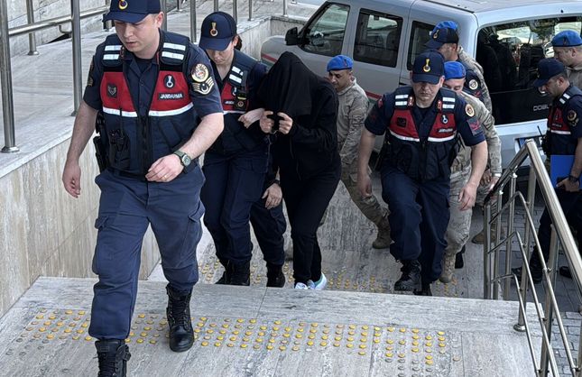 CİNAYET SONRASI GENÇ KADIN TUTUKLANDI
