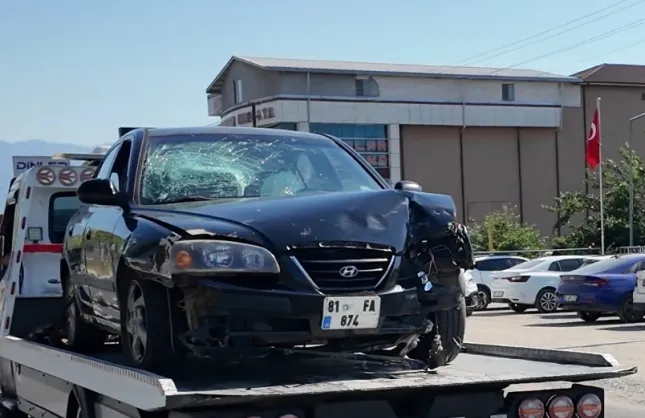 FECİ KAZA, KARŞI ŞERİDE GEÇTİ!